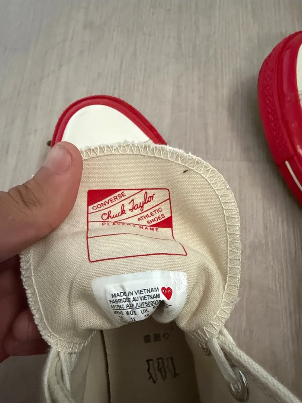 Converse Cream High-Top Sneakers with Red Sole and Heart Logo - Picture 4 of 4